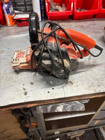 Black & Decker Schuurmachine - Gebruikt beschikbaar voor biedingen