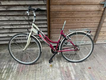 Fiets zonder zadel - Opknapper! beschikbaar voor biedingen
