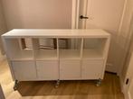IKEA Kallax kast met deurtjes en wielen, Ophalen, Kunststof, Gebruikt, 100 tot 150 cm