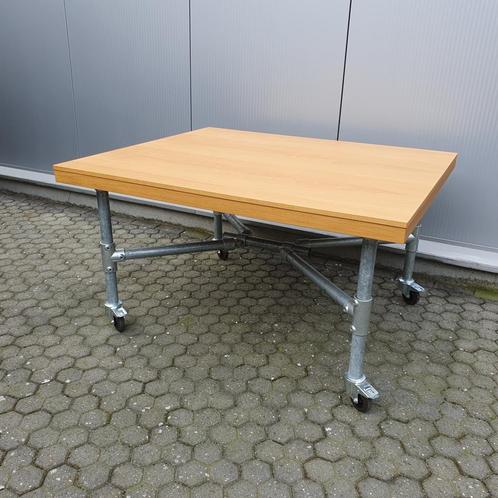 Verrijdbare college tafel vergadertafel met steigerbuisframe, Huis en Inrichting, Tafelonderdelen, Gebruikt