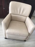 Mooie leren fauteuil, Huis en Inrichting, Fauteuils, Ophalen, Zo goed als nieuw, 50 tot 75 cm