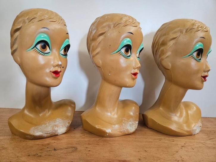 3x Twiggy hoedenhoofd met wat schoonheidsfoutjes, Antiek en Kunst, Curiosa en Brocante, Ophalen of Verzenden