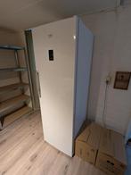 Beko Koelkast Selectiveline, Ophalen, Zonder vriesvak, 200 liter of meer, 160 cm of meer