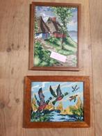 2 schilderijen geborduurd in houten lijst retro prachtig