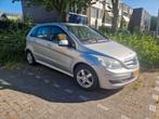 Mercedes-Benz B-Klasse 1.5 B150 5DRS 2009 Grijs, Auto's, Voorwielaandrijving, 1498 cc, Origineel Nederlands, Handgeschakeld