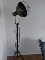 Industriële lamp in hoogte verstelbaar, Huis en Inrichting, Lampen | Vloerlampen, Ophalen, Zo goed als nieuw, 150 tot 200 cm