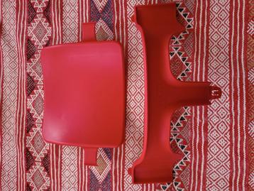 Stokke Tripp Trapp stoelverkleiner babyset rood beschikbaar voor biedingen