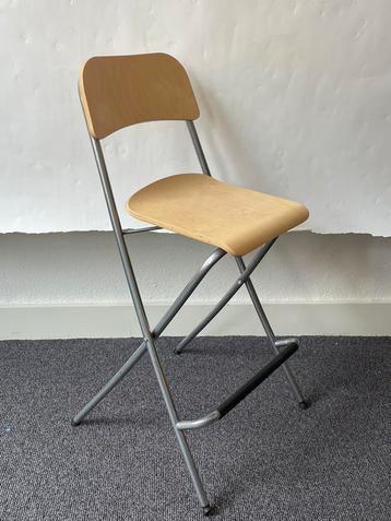 Ikea Franklin Berken met voetsteun beschikbaar voor biedingen