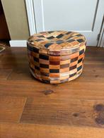 Vintage Gekleurde Leren Lapjes Poef Cognac Ø 49 cm, Minder dan 50 cm, Ophalen of Verzenden, Zo goed als nieuw, Stof