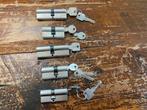 5 cilinders met sleutels! €20,- per stuk, €80,- voor alle, Ophalen of Verzenden, Gebruikt, Rvs, Slot