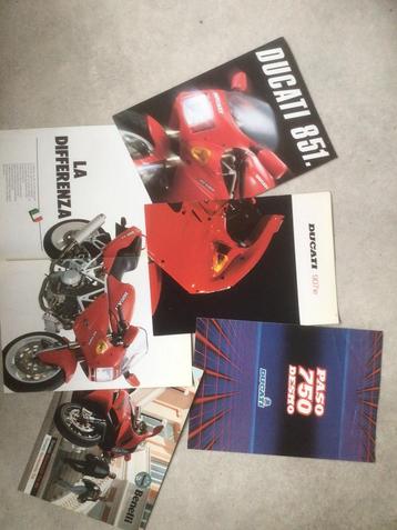 motorfolders , Ducati , Benelli , Italiaans , Harley , Trium