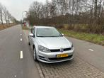 Volkswagen Golf HighLine | Camera | Alarm | CarPlay | parkse, Voorwielaandrijving, 4 cilinders, Origineel Nederlands, Handgeschakeld
