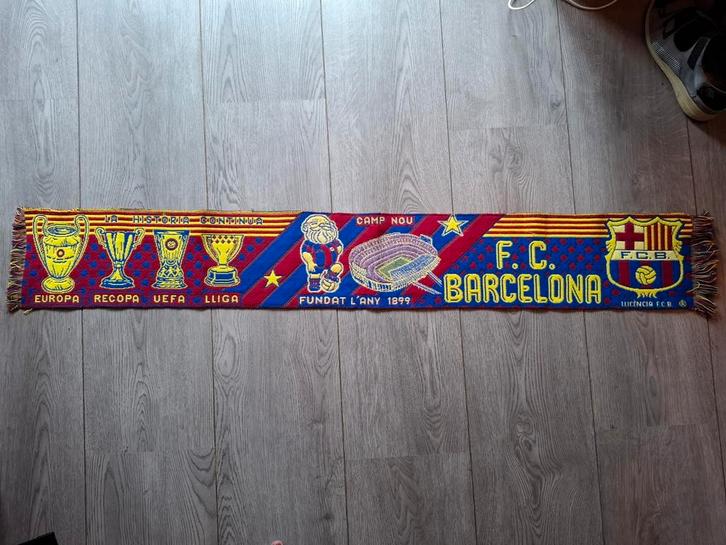 FC Barcelona Sjaal - Collectible, Verzamelen, Sportartikelen en Voetbal, Zo goed als nieuw, Vaantje of Sjaal, Ophalen of Verzenden