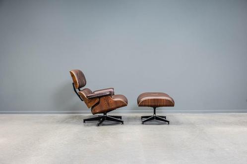 Eames lounge chair+ ottoman, Huis en Inrichting, Fauteuils, Hout, Leer, Ophalen of Verzenden