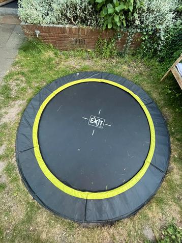 Exit trampoline buiten - 220 diameter beschikbaar voor biedingen