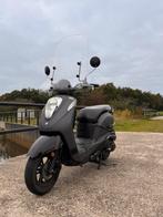 Sym mio 50i, Fietsen en Brommers, Scooters | SYM, Zo goed als nieuw, Benzine, Maximaal 25 km/u, Ophalen