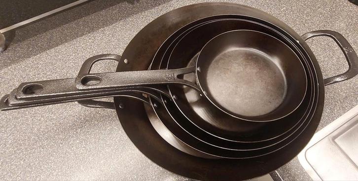 Bk black steel koekenpannen, Huis en Inrichting, Keuken | Potten en Pannen, Gebruikt, Pannenset, Overige materialen, Inductieplaat