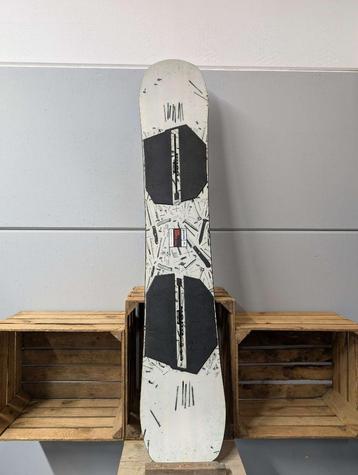 Burton namedropper 155cm snowboard wit beschikbaar voor biedingen