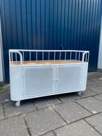 Stalen dressoir of tv meubel, Huis en Inrichting, Ophalen, Overige materialen, 50 tot 100 cm, Zo goed als nieuw
