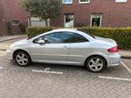 Peugeot 307 2.0 16V CC 2004 Grijs, Auto's, Peugeot, Voorwielaandrijving, 74 €/maand, Zwart, 4 cilinders