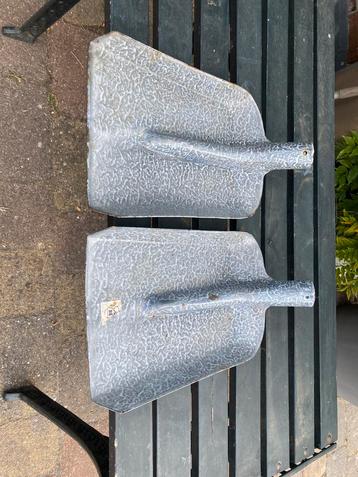 Emaille scheppen BK beschikbaar voor biedingen