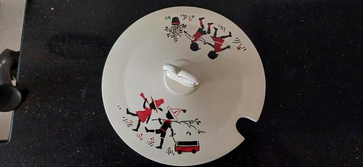 societe ceramique maestricht deksel kinderservies, Antiek en Kunst, Antiek | Servies los, Ophalen of Verzenden