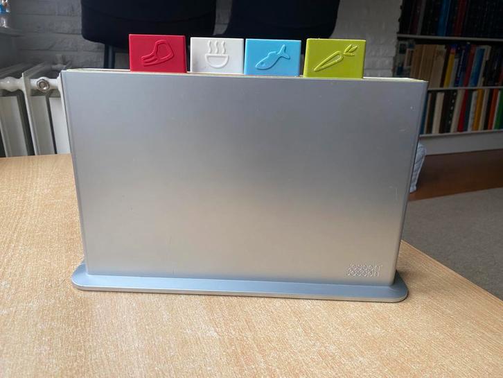 Joseph & Joseph snijplankenset met houder. 4 stuks., Huis en Inrichting, Keuken | Keukenbenodigdheden, Ophalen of Verzenden