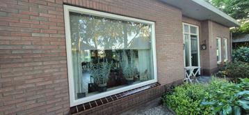 Gebruikte kunststof kozijnen –Kozijn met vast glas 2400x1850 beschikbaar voor biedingen