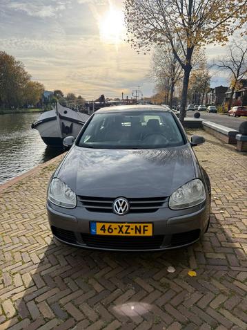 Volkswagen Golf 1.6 75KW 2007 Grijs beschikbaar voor biedingen