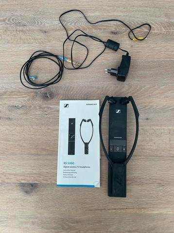 Sennheiser RS 5000 – draadloos tv-luistersysteem beschikbaar voor biedingen