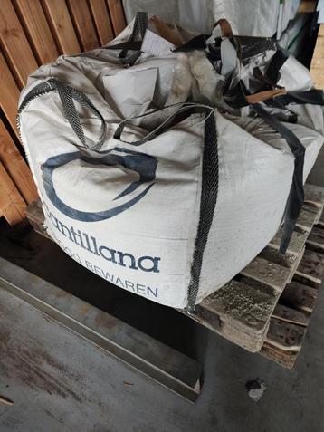 Metselmortel 500 liter+ beschikbaar voor biedingen