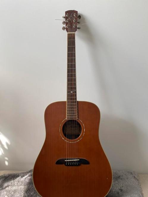 Alvarez akoestische gitaar MD-65, Muziek en Instrumenten, Snaarinstrumenten | Gitaren | Akoestisch, Zo goed als nieuw, Western- of Steelstringgitaar