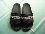 Umbro slippers maat 34, Ophalen, Gebruikt, Jongen, Umbro