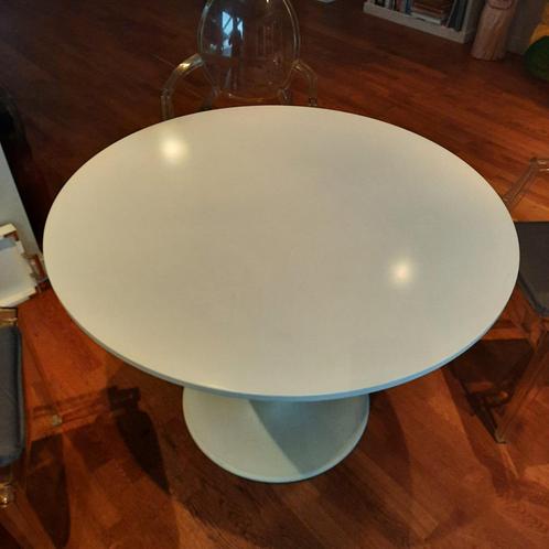 IKEA tafel DOCKSTA wit, Huis en Inrichting, Tafels | Eettafels, Gebruikt, Vier personen, Rond, Ophalen
