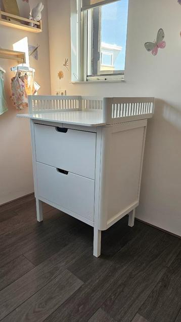 Sebra – Commode met 2 Lades – zo goed als nieuw beschikbaar voor biedingen