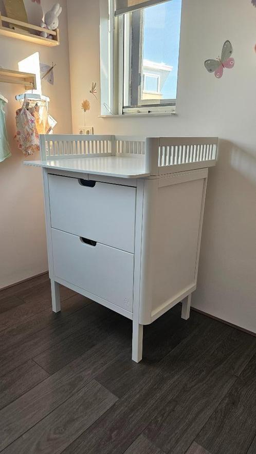 Sebra – Commode met 2 Lades – zo goed als nieuw, Kinderen en Baby's, Kinderkamer | Commodes en Kasten, Zo goed als nieuw, Commode