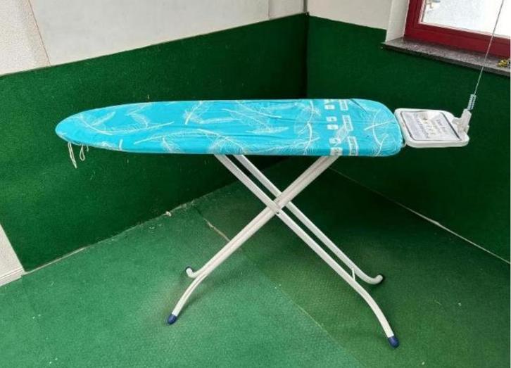 Leifheit Air Board M Compact Strijkplank - Zo goed als nieuw, Witgoed en Apparatuur, Strijkijzers en Strijkplanken, Zo goed als nieuw