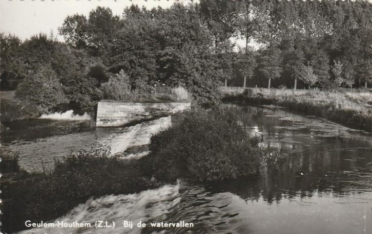 GEULEM HOUTHEM Bij de Watervallen, Verzamelen, Ansichtkaarten | Nederland, Ongelopen, Limburg, 1960 tot 1980, Verzenden