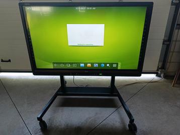 Predia digibord touch pro 55 inch en Linak rijdbare voet beschikbaar voor biedingen