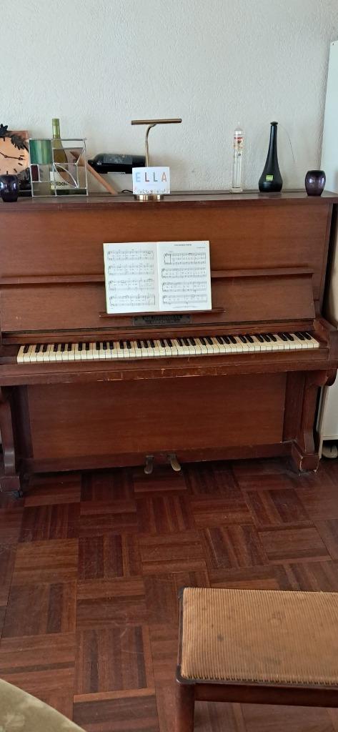 Zimmermann piano, Muziek en Instrumenten, Piano's, Gebruikt, Piano, Bruin, Ophalen