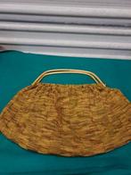 Handtas, retro, gehaakt, bruin groen, rotan handvatten, Sieraden, Tassen en Uiterlijk, Tassen | Damestassen, Ophalen of Verzenden