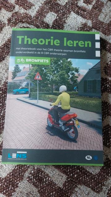 Theorie leren Bromfiets beschikbaar voor biedingen