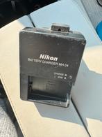 Nikon MH-24 Batterijlader, Ophalen of Verzenden, Gebruikt, Oplaadbaar