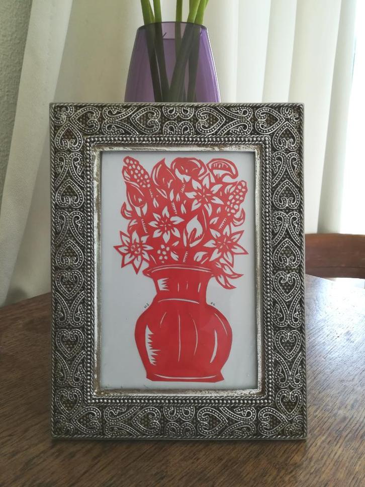 Papierknipkunst duurzaam boeket in zilveren lijst, Antiek en Kunst, Kunst | Litho's en Zeefdrukken, Ophalen