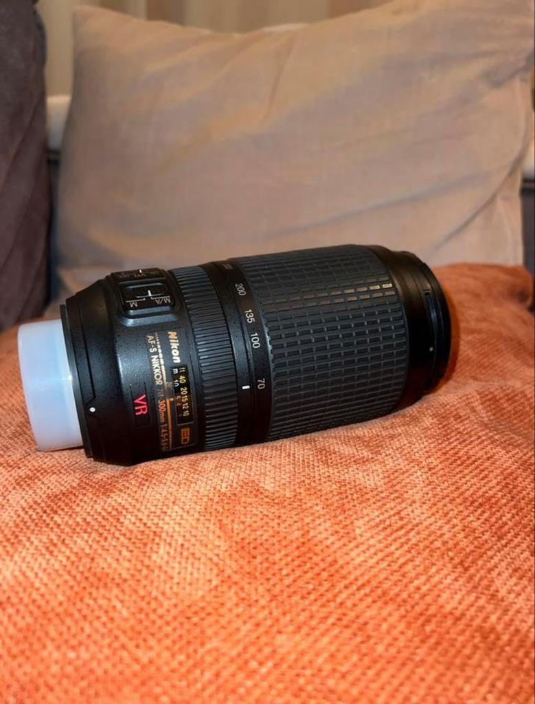 Nikon AF-S 70-300mm - Zeer Goede Staat, Audio, Tv en Foto, Fotografie | Lenzen en Objectieven, Ophalen, Zo goed als nieuw, Telelens