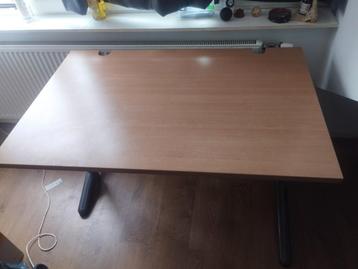 Verstelbaar Bereau (adjustable desk) 