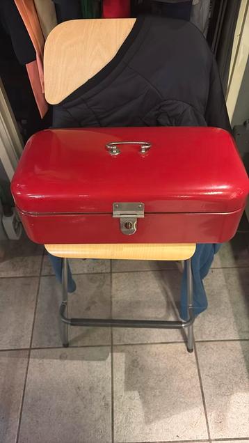 Emaille vintage broodtrommel  beschikbaar voor biedingen