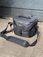 LowePro nova 180AW II, Audio, Tv en Foto, Fotografie | Fototassen, Ophalen of Verzenden, Zo goed als nieuw, Lowepro