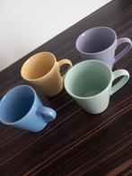 Vier koffiemokjes, Huis en Inrichting, Keuken | Servies, Gebruikt, Ophalen of Verzenden, Overige stijlen, Kop(pen) en/of Schotel(s)