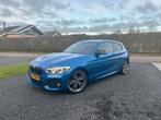 BMW 1-Serie 118i 136pk 2017 Blauw, 1-Serie, 65 €/maand, Zwart, Alcantara